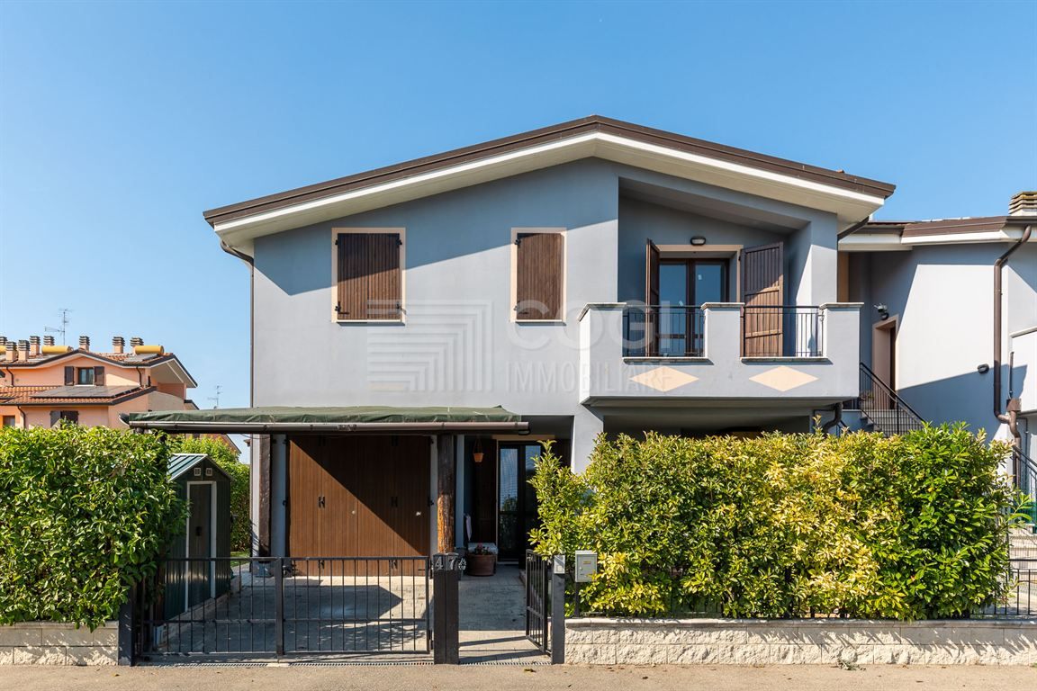 MASSA LOMBARDA - MODERNO APPARTAMENTO CON GIARDINO IN CONTESTO DI RECENTE REALIZZAZIONE